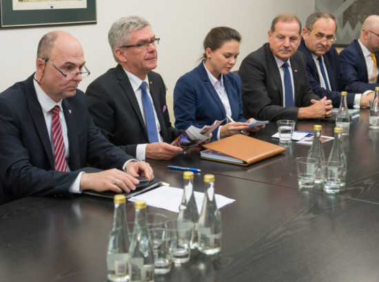 Euroopa Liidu asjade komisjoni liikmed kohtusid Poola parlamendi ülemkoja (Senat) esimehe Stanisław Karczewskiga